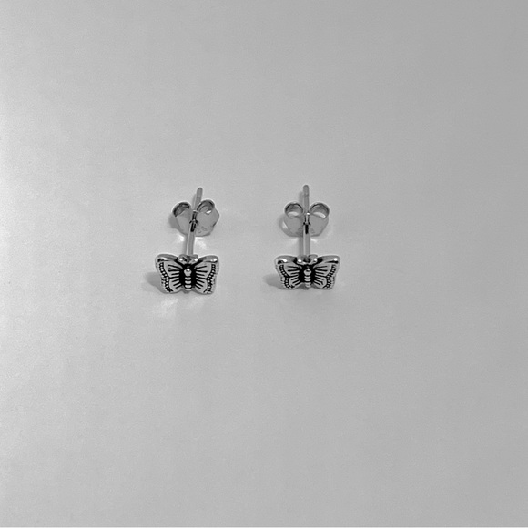 Sterling silver tiny butterfly stud earrings, butterfly earrings, butterfly stud - Picture 5 of 9